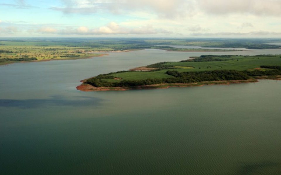 Um Balanço das Regionalizações do Saneamento Básico Após a Revisão do Marco Regulatório (Lei nº 14.026/2020) – Autores: Paula Pollini, Mariana Clauzet e Eduardo Caetano Barbosa, pesquisadores do Instituto Água e Saneamento – IAS - 2023.