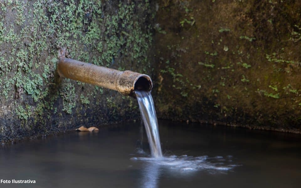 Captação de Esgoto em Sistemas Unitários de Tempo Seco para Proteção aos Corpos Hídricos